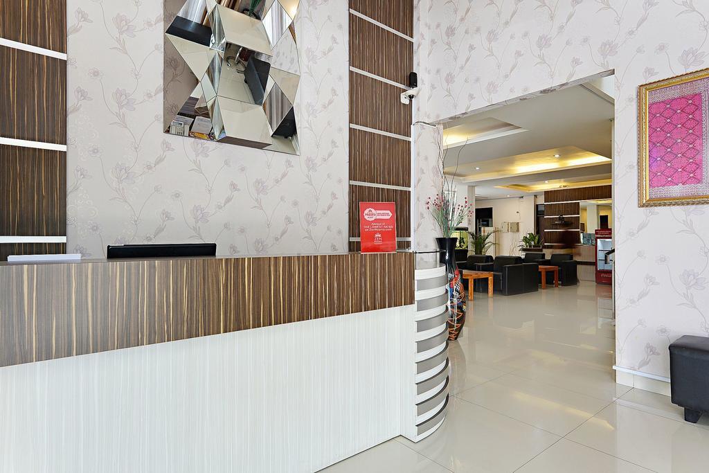 Zen Rooms Riau Natuna Bandung Esterno foto