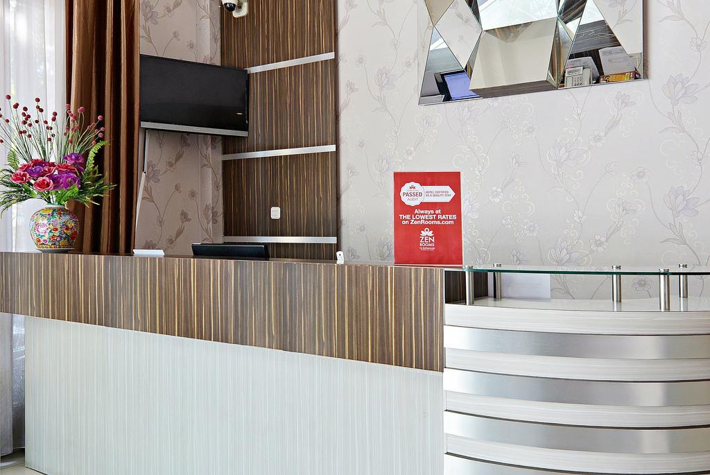 Zen Rooms Riau Natuna Bandung Esterno foto